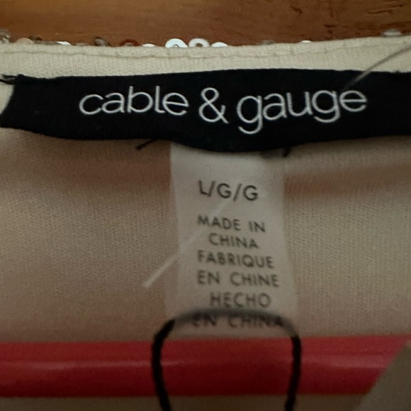 Sequined gold L blouse - Picture 4 of 5